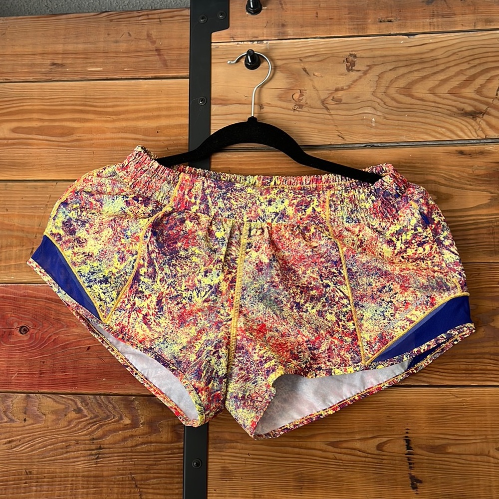 Lululemon special edition Vancouver Seawheeze marathon running shorts